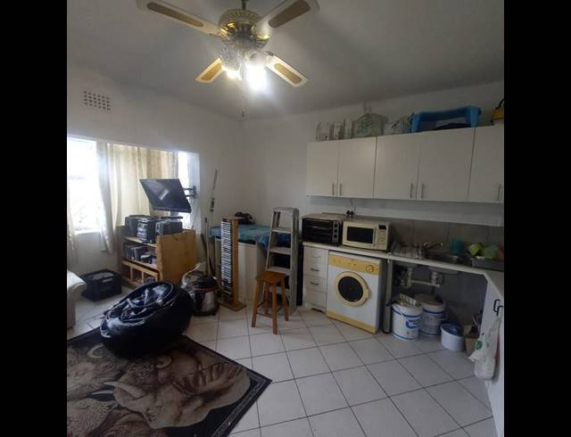 3 BEDROOM APARTMENT FOR SALE IN GLENLILY